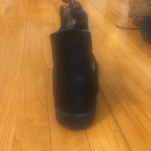 Black Blundstones Never worn